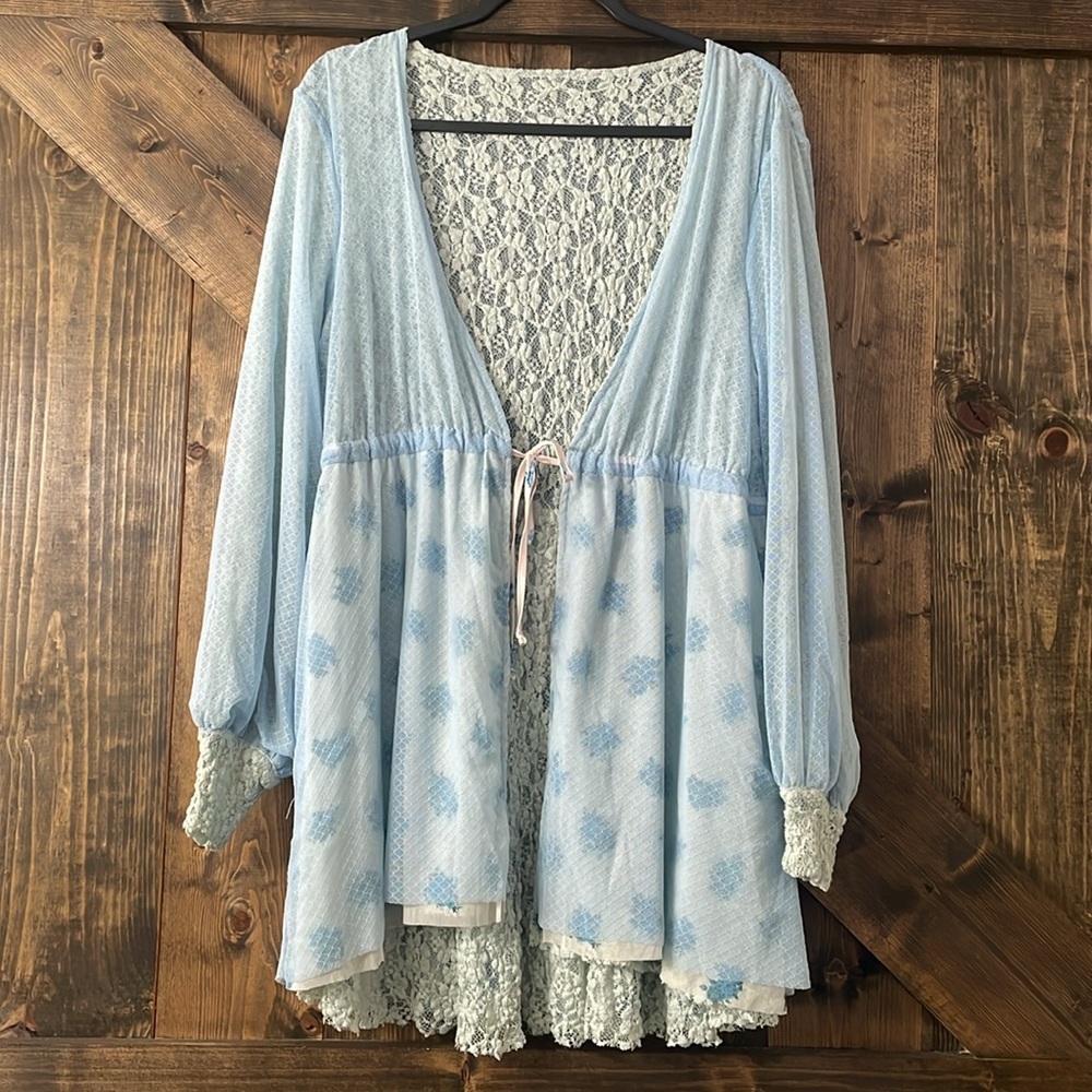 WE ARE HAH Double Reversible Robe - Picture 2 of 14